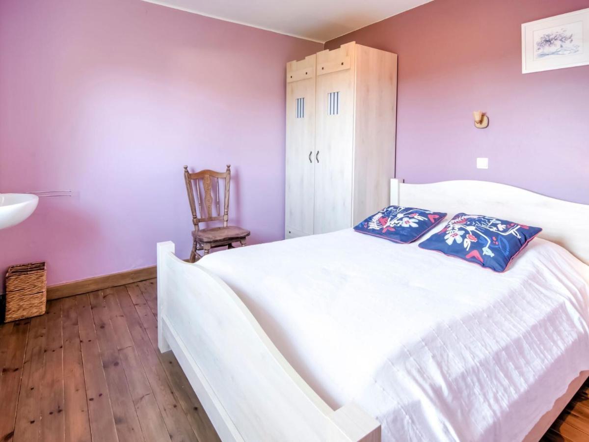 Spacious Holiday Home in Malmedy near Nature Parc High Venn Exterior foto