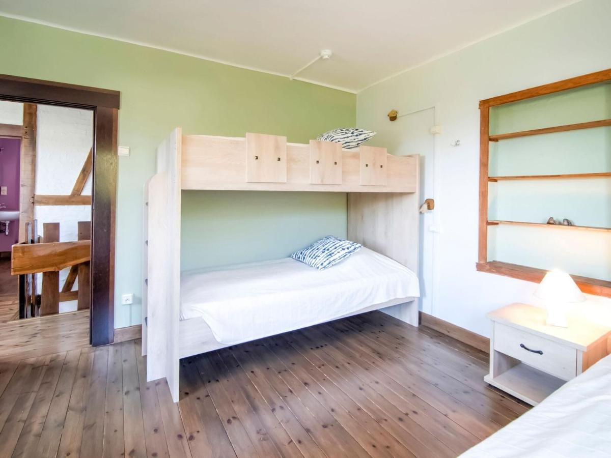 Spacious Holiday Home in Malmedy near Nature Parc High Venn Exterior foto