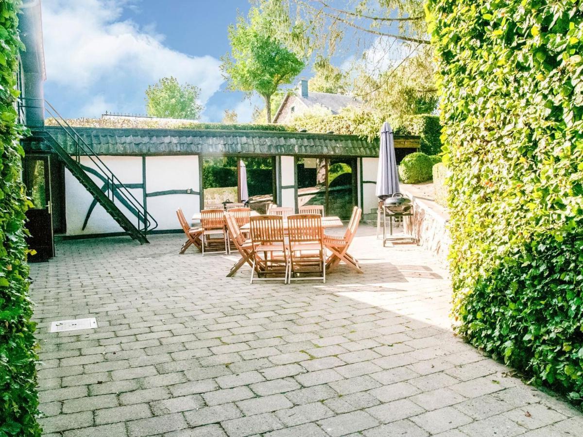 Spacious Holiday Home in Malmedy near Nature Parc High Venn Exterior foto