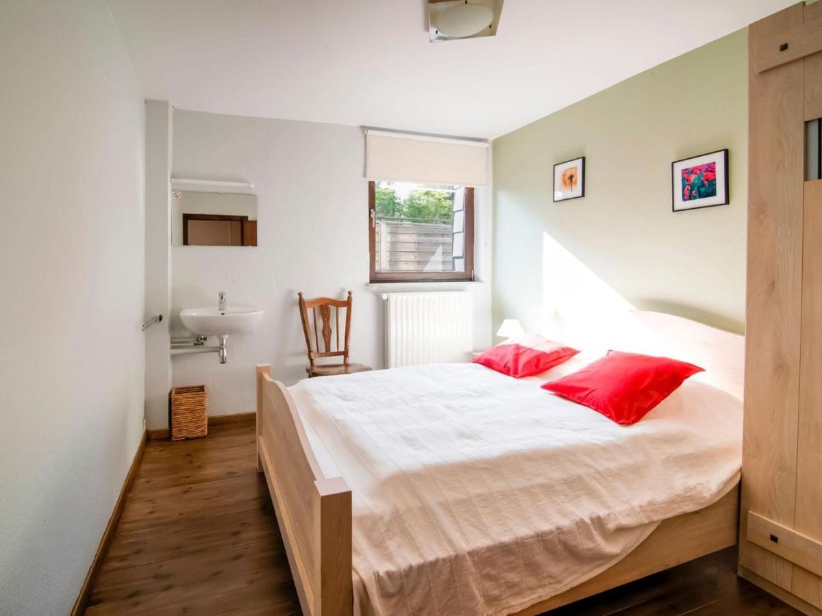 Spacious Holiday Home in Malmedy near Nature Parc High Venn Exterior foto